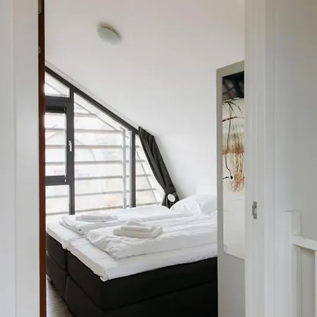 Duinhuis Zee Tatil Evi *